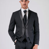 "Luxor" mandarin collar groom suit with satin details on the neck